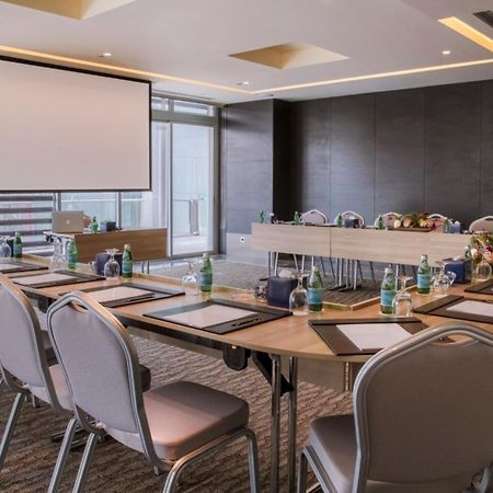 The Abdali Boulevard Hotel Αμμάν Εξωτερικό φωτογραφία Meeting room