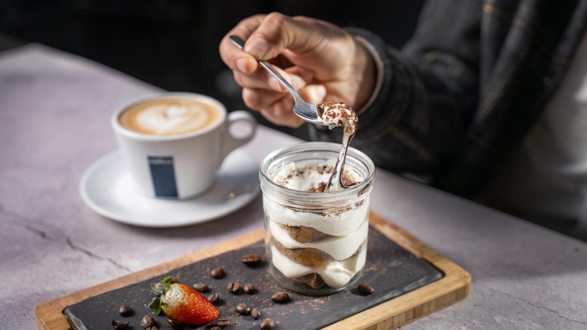 The Abdali Boulevard Hotel Αμμάν Εξωτερικό φωτογραφία A chocolate parfait