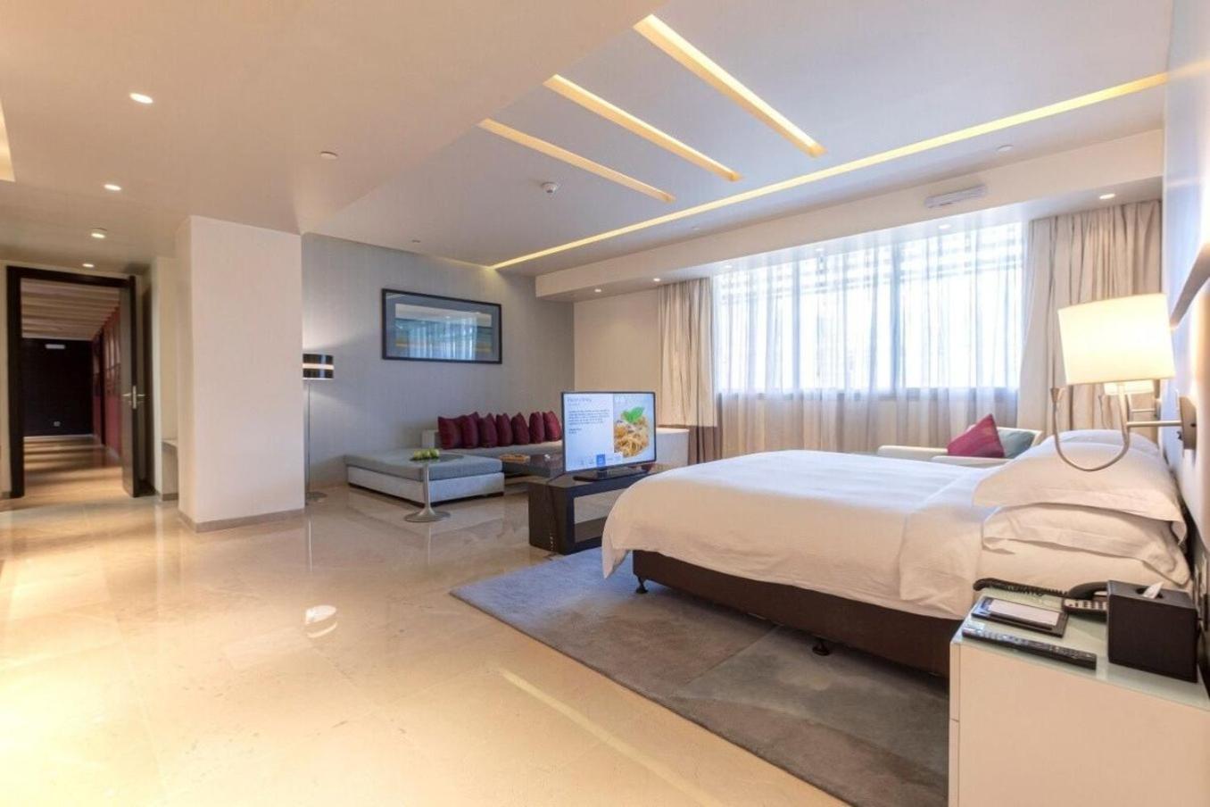 The Abdali Boulevard Hotel Αμμάν Εξωτερικό φωτογραφία A suite at the hotel
