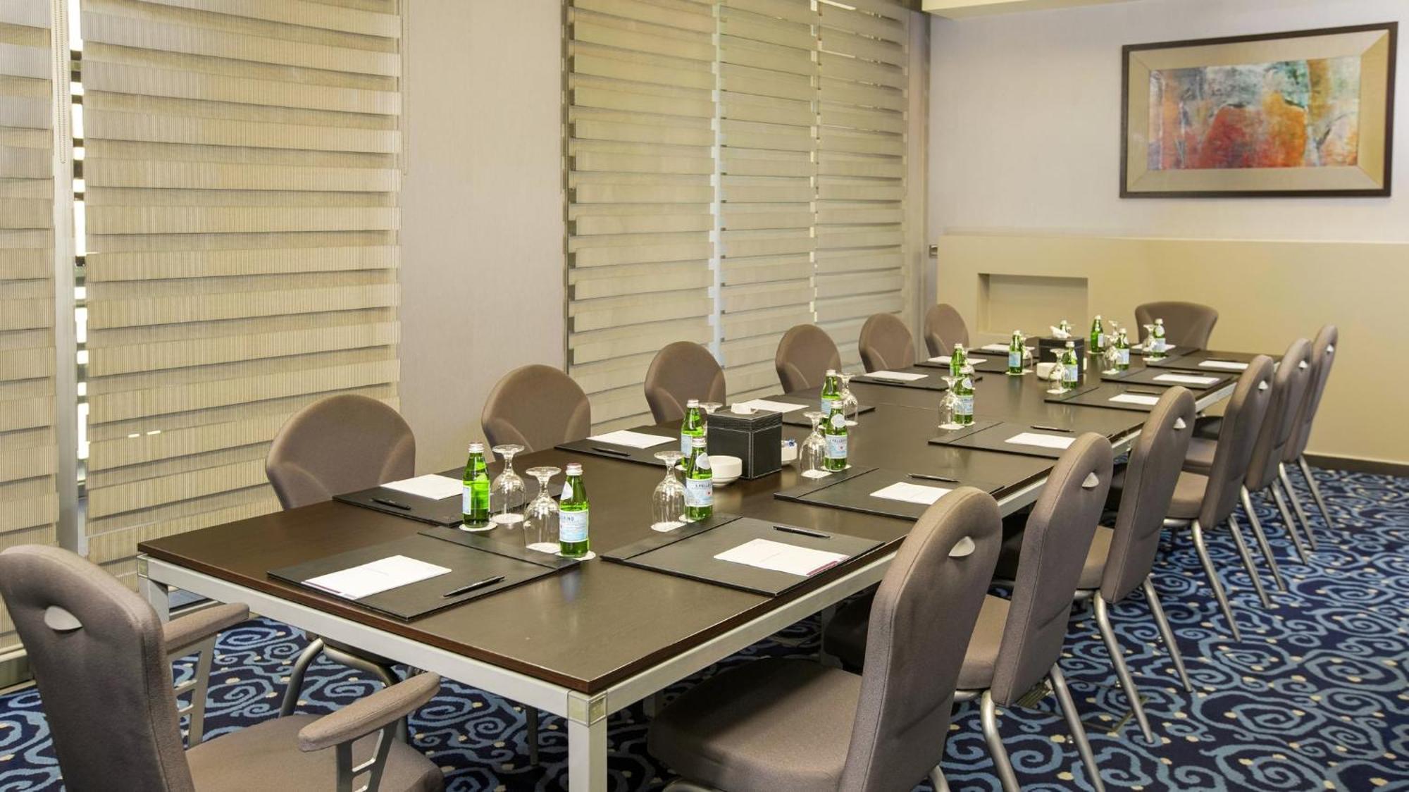 The Abdali Boulevard Hotel Αμμάν Εξωτερικό φωτογραφία Meeting room